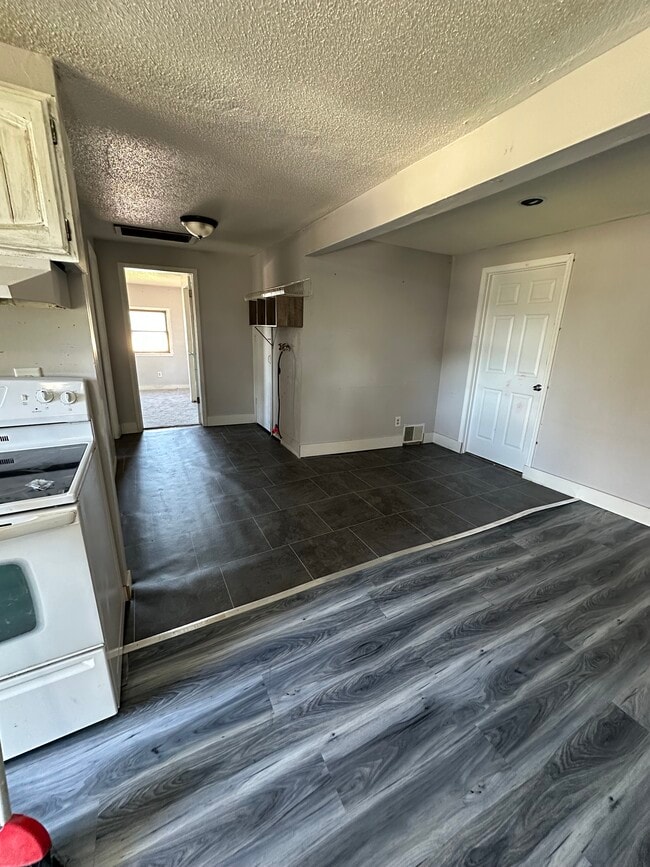 Foto del edificio - 510 3rd Ave NE