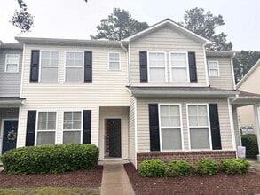 Building Photo - 112 Olde Towne Way