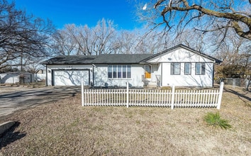 Building Photo - 107 N Goddard Rd