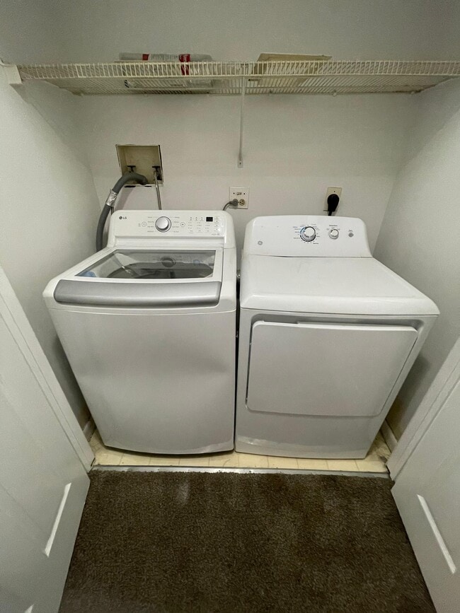 Foto del edificio - Washington Blvd