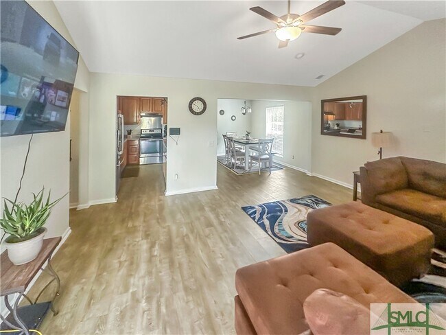 Foto del edificio - 845 Goshen Rd