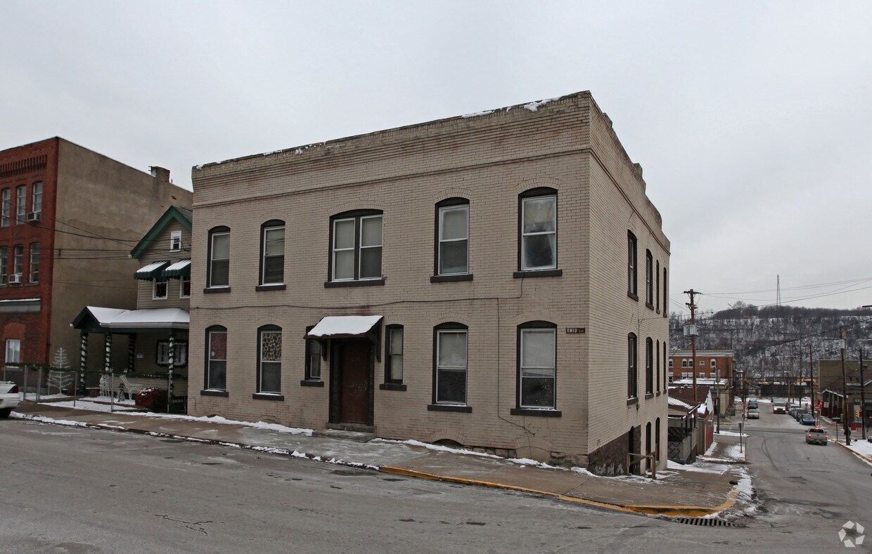 600 Ohio Ave, Glassport, PA 15045 Apartments in Glassport, PA