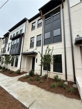 Building Photo - 407 Nix Ln