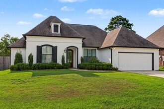 Building Photo - 404 Golden Leaf Ct