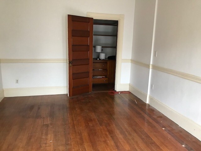 Foto del edificio - 114 Western Ave