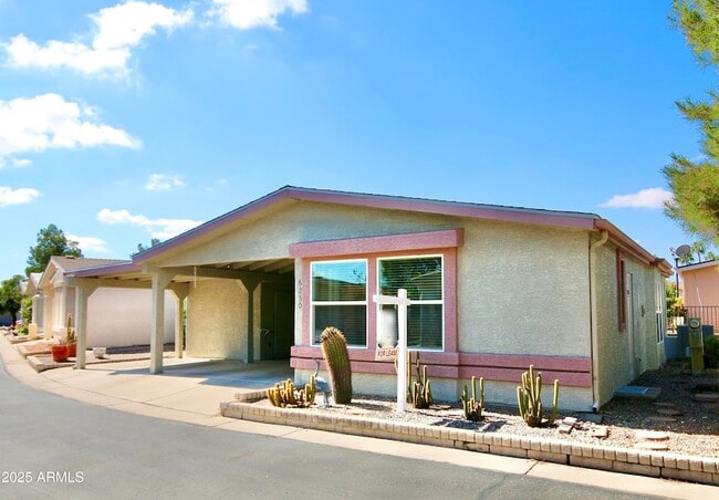 Building Photo - 6250 S Pinehurst Dr