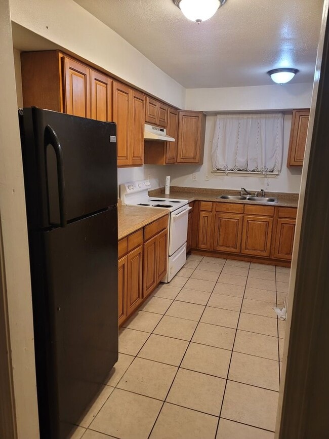 Photo - 2 Bedroom, 2.5 Bath Townhouse
