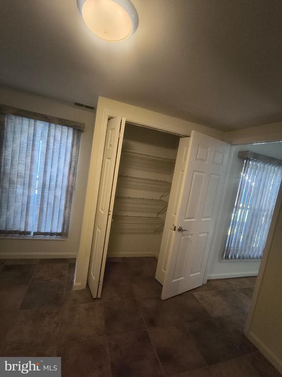 Foto del edificio - 3707 Green Ash Ct