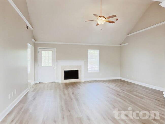 Building Photo - 602 Chartwell Ct