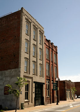 Building Photo - The Lofts at East Point