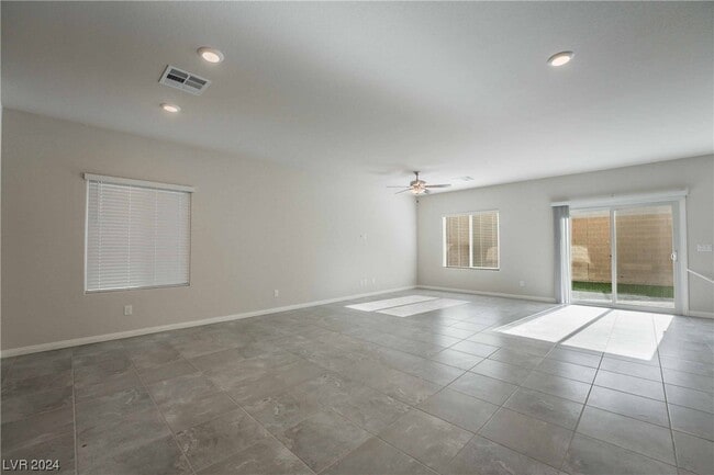 Building Photo - 3815 Andorian Ave