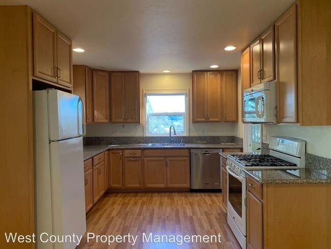 Building Photo - 2 br, 1 bath House - 4540 Maddocks Rd