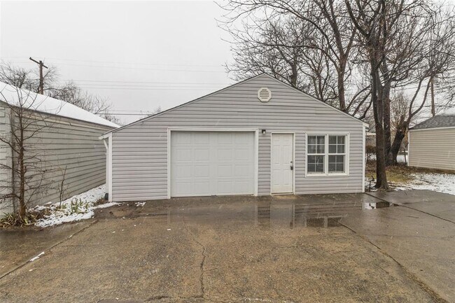 Foto del edificio - 2321 NW 33rd St