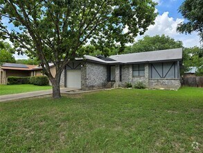 Building Photo - 5806 Boulder Creek