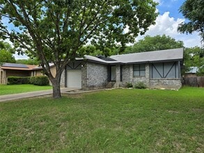 Building Photo - 5806 Boulder Creek