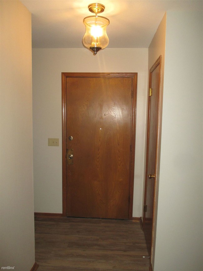 Foto del edificio - 3 br, 2 bath House - 610 N Caddy Ln