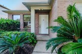 Foto principal - 2727 Roaring Oaks Ln