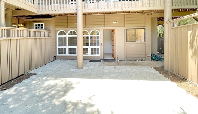 Foto del edificio - OHANA CLOSE TO THE BEACH!