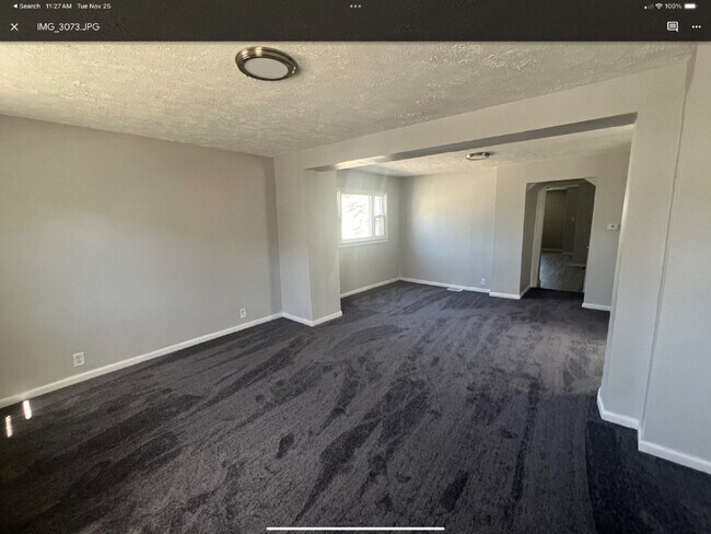 Foto del edificio - 288 Fernwood Ave