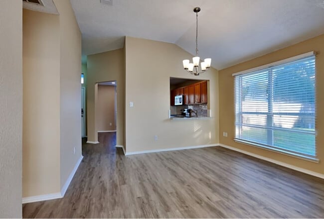 Building Photo - 8177 Shadywood Dr