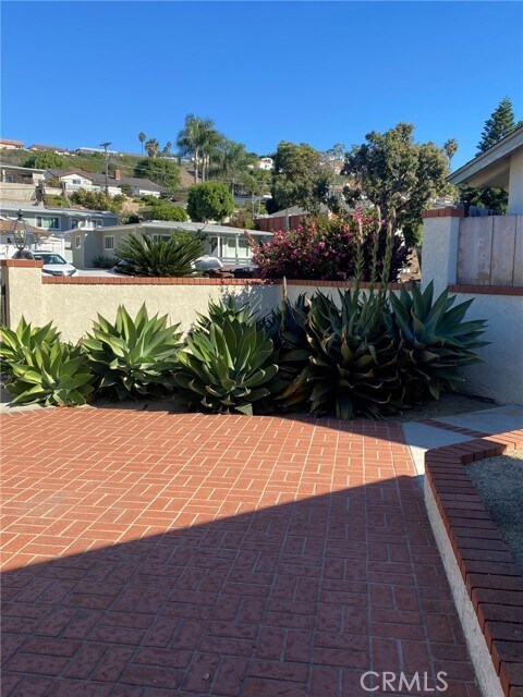 Building Photo - 34261 Camino El Molino