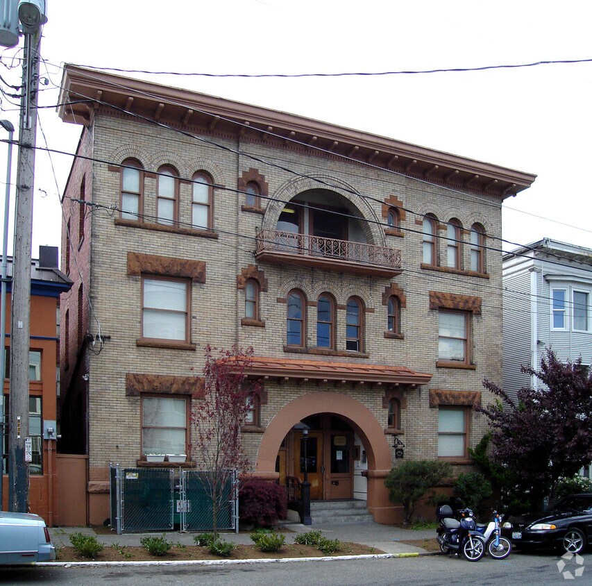 Building Photo - Glencoe Apartments