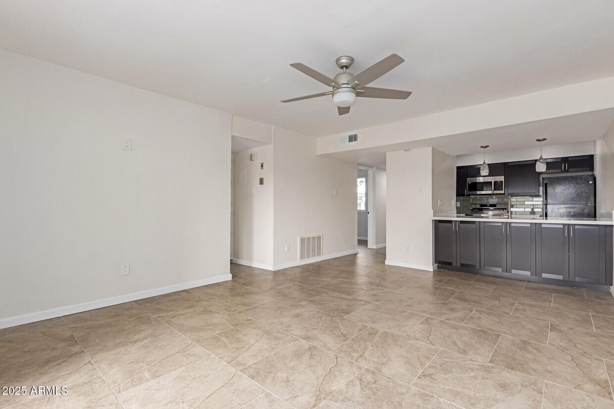 Primary Photo - 3314 N 68th St