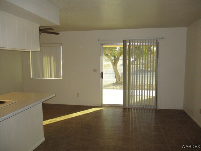 Building Photo - 5090 La Calzada Rd