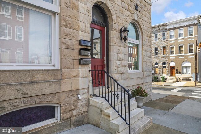 Building Photo - 1235 W Lafayette Ave