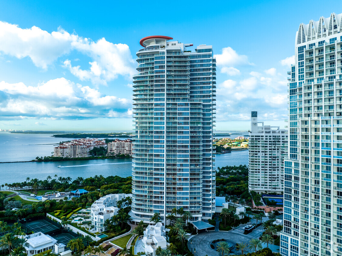 101 S Pointe Dr Miami Beach, FL 33139 - Continuum South Tower