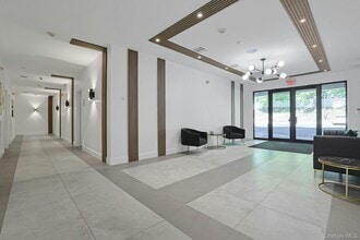 Building Photo - 962 US-9W