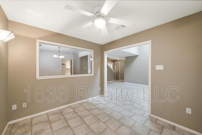 Building Photo - 6103 Gardenridge Hollow