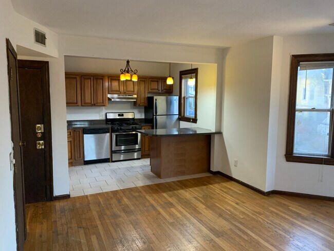 Foto del edificio - 83 Sheridan St