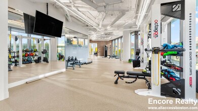 Building Photo - 35 Lomasney Wy