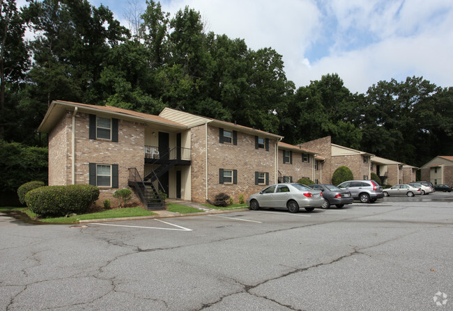 Shamrock Place - Apartments in Decatur, GA | Apartments.com