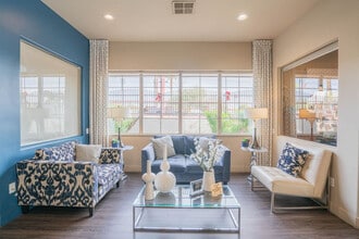 Building Photo - 10 W Minnezona Ave