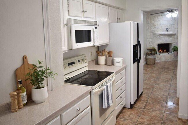 Foto del edificio - 8351 Ariel St