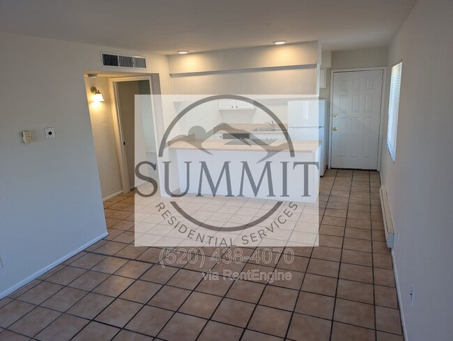 Building Photo - 926 N Belvedere Ave