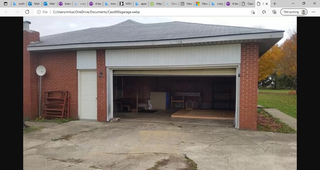 garage - 3098 E Co Rd 900 S