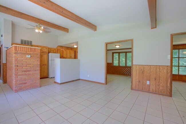 Foto del edificio - 12395 South Ln