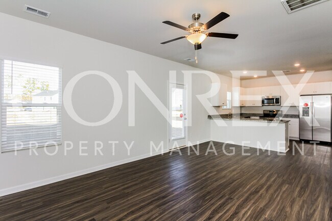 Building Photo - Amazing NEW CONSTRUCTION Home in Leland!