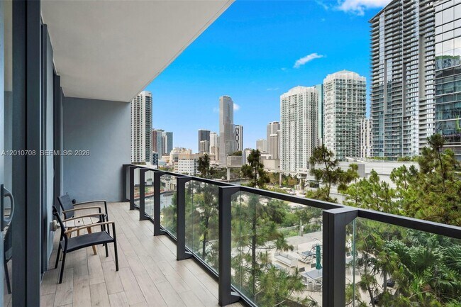 Foto del edificio - 88 SW 7th St