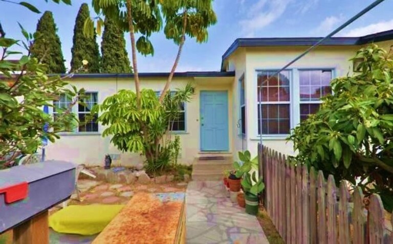 Primary Photo - 2328 Ocean Park Blvd
