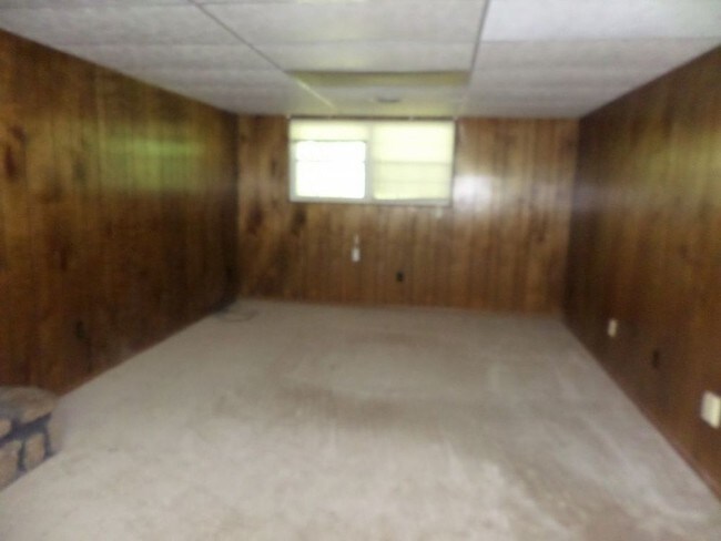 Building Photo - 130 Richards Drive