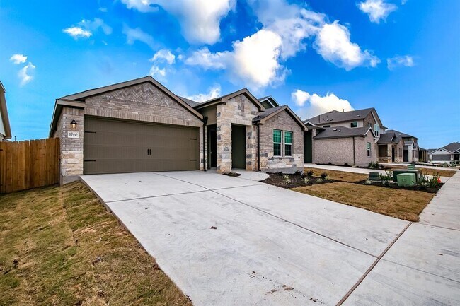 Building Photo - 1740 Catahoula Dr