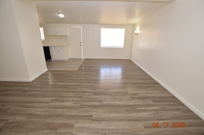 Foto del edificio - 5617 Evergreen Ave
