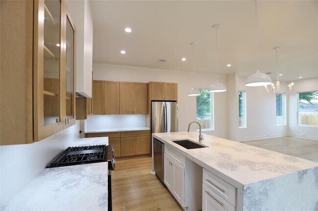 Foto del edificio - 510 E 37th St