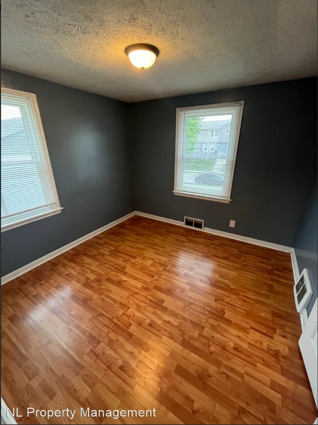 Building Photo - 1 br, 1 bath House - 3064 S 41st  St.