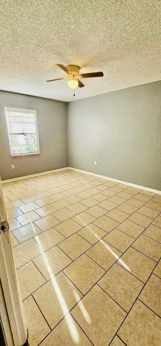 Foto del edificio - 2422 Crystal Hills Loop E