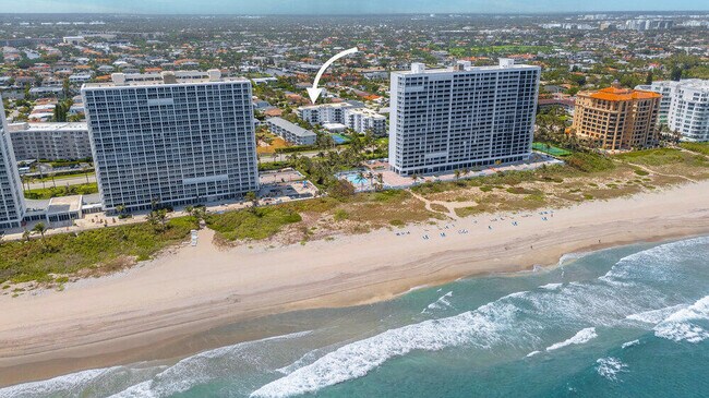 Building Photo - 2679 S Ocean Blvd